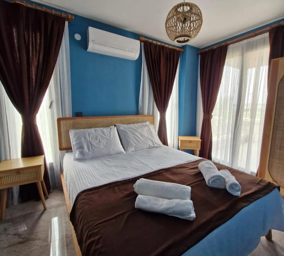Velder House Urla Hotel