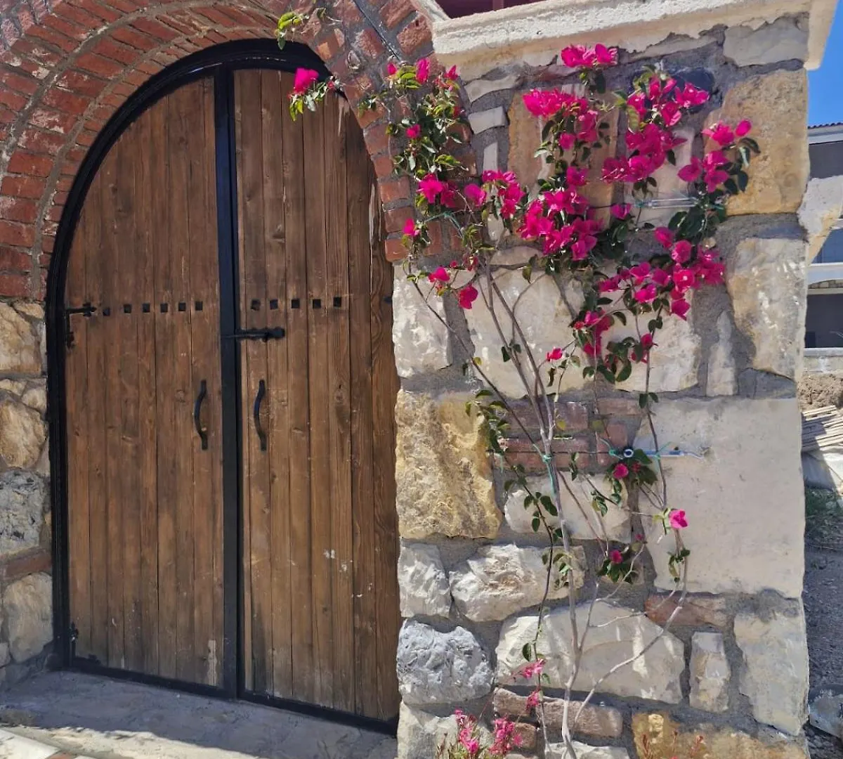 Velder House Urla Hotel