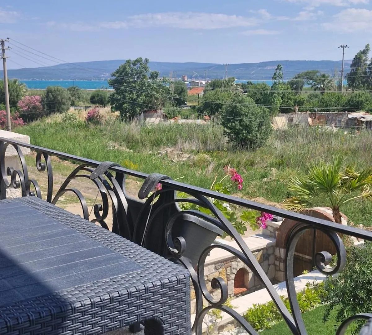 Velder House Urla Hotel